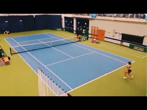 Paula Badosa and Emma Raducanu in action during their training practice | MeiLee Vlogs