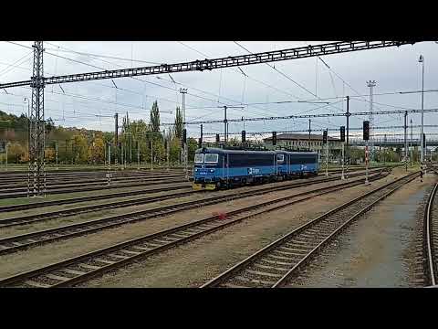 Plecháči, elektrické lokomotivy řady 242 (FHD)