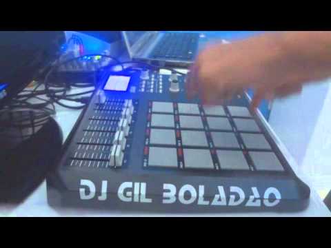 MONTAGEM AOVIVO EXCLUSIVA 2013 DJ GIL BOLADÃO
