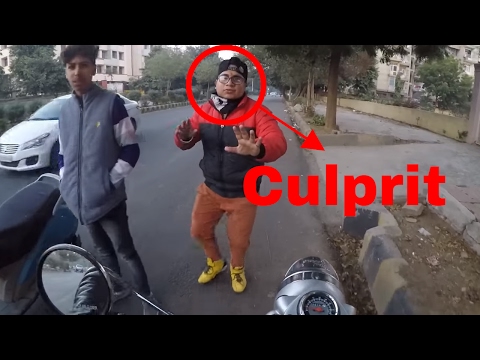 New Channel shots | cops | Delhi police in action | chasing people Video