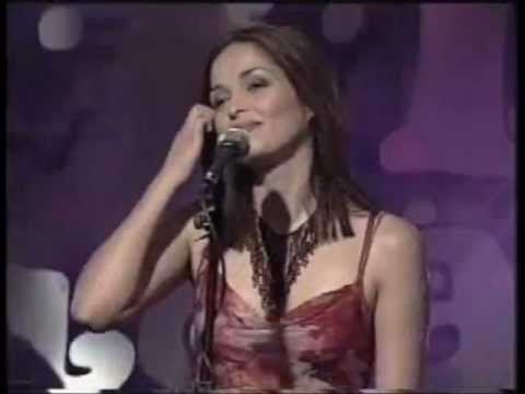 The Corrs - Old Town (TFI Friday, 2000)
