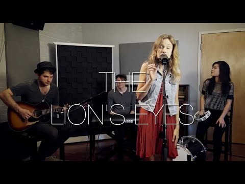 Becca Bradley - The Lion's Eyes (live acoustic)