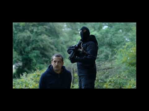 Ad Vitam: Franc rescued his wife.