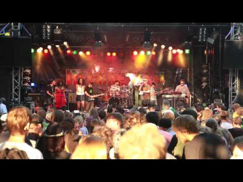 Cornadoor - This One (Live with Soulfire Band at Reggae Jam 2010)