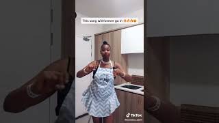 Download lagu Umphathe Kahle - Album IAM reloaded mp3