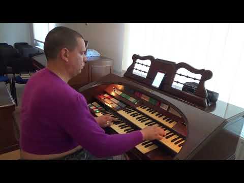 Lode, Gloria Al Re Dei Cieli - L'organista Bujor Florin Lucian suona su WurliTzer 630T Organo