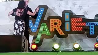 Nazareno Tozzi & Mónica Linares. Bailan en Dominico para la Municipalidad de Avellaneda