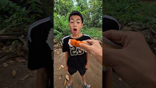 Download lagu Repy eats spicy meatballs mp3