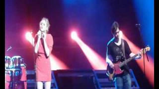 Diana Vickers. Albert Hall.  NUMB.  Put it back together again