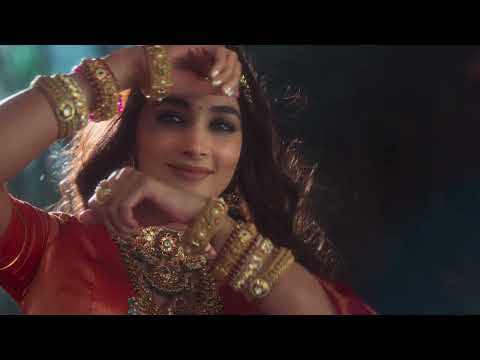 How Pooja Hegde Became the Radiant Bhima Bride: A Celebration of Joie de Vivre!