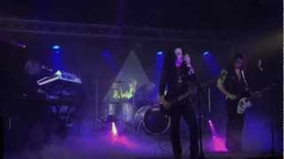 World Coming Down - Love You To Death