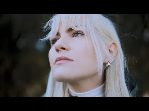 Maddie Zahm - little me (Official Visualizer)