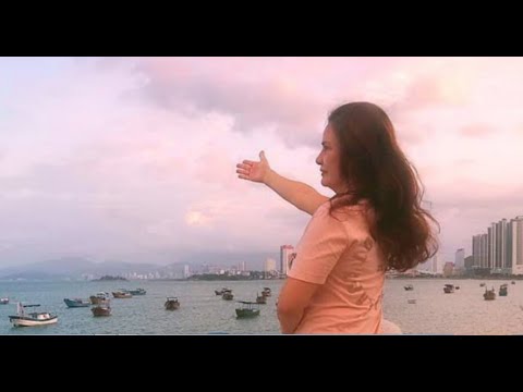 Thể hiện bởi Ngọc Lan