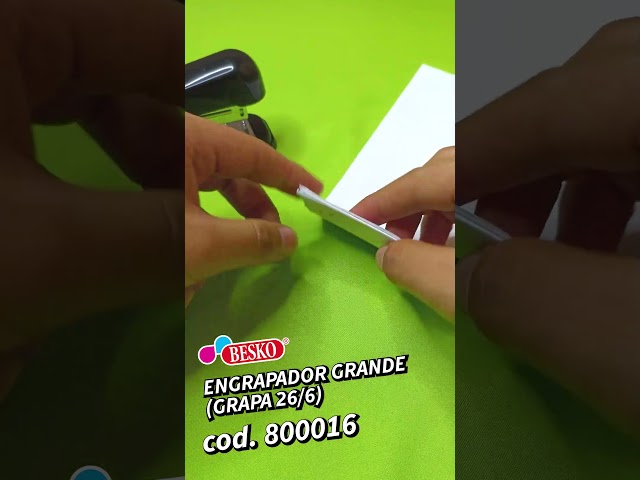 Vídeo relacionado con Bostitch Office B8 - Grapadora resistente con grapas de 1250 1/4 pulgadas, 45 hojas sin atascos, grapadora industrial de metal de tira completa, capacidad de 210 grapas, para cartón, papel, tela