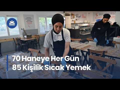 Bornova'da Tencereler Sevgiyle Kaynıyor: Kent Mutfak'ın Sıcak Yemekleri Her Gün Kapılarda