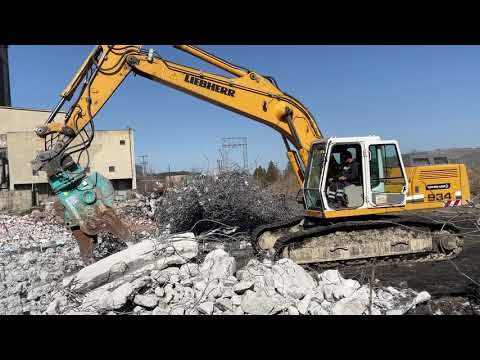Liebherr 934 Working With Concrete Pulverizer - Sotiriadis/Labrianidis Demolitions