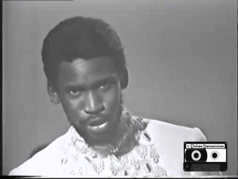 Henry Stephen O quizás simplemente le regale una rosa