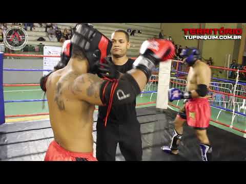 Leyvison vs Fabricio - Campeonato Mineiro de Muay Thai 2018