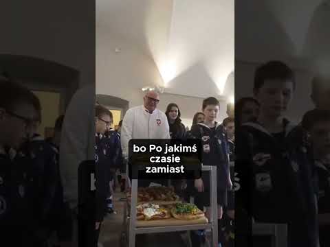HARCERZE SIĘ TEGO NIE SPODZIEWALI! ROBILI PIZZE U NAWROCKIEGO! #shorts