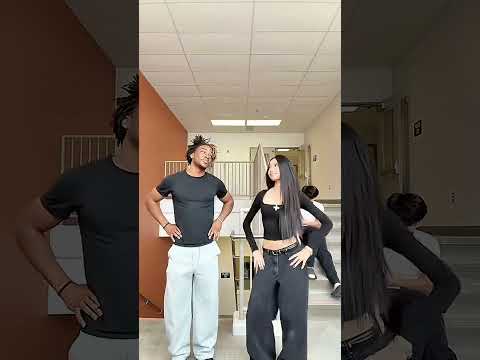 I walk this earth 🌎 all by myself #shorts #dancetrend #tiktok #alyssa #viral #dance #ekkstacy