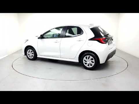 Toyota Yaris Totota Yaris Hybrid Auto - Image 2