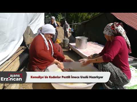 Kemaliye'de Kadınlar Pestili İmece Usulü Hazırlıyor