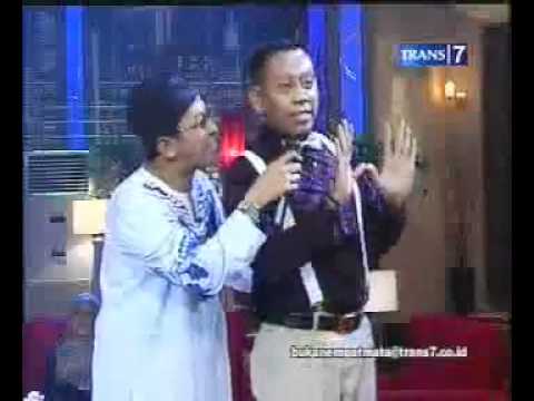 ‪Bukan Empat Mata Ustad Jefri Al-Buchori dan Pipik Dian Irawati 13_8_2010 (3_5)‬‏.flv