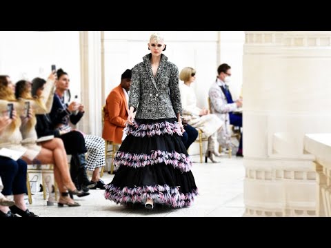 Chanel Haute Couture Fall/Winter 2021/22
