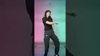 Download lagu LYRICAL: Love Mera Hit Hit | Billu | Shahrukh Khan, Deepika Padukone | Neeraj Shridhar,Tulsi Kumar mp3