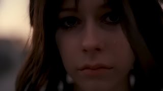 Avril Lavigne - Nobody's Home (4K)