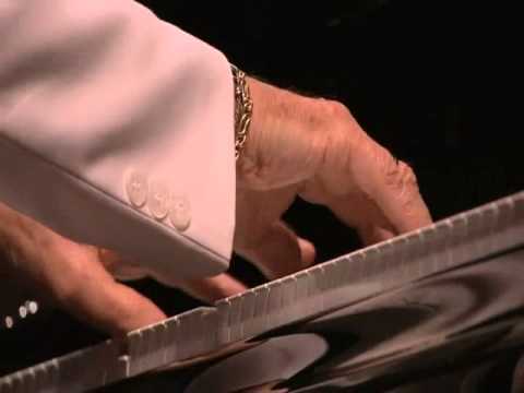 Aldo Ciccolini: Intermezzo n.2 op.118 (Brahms)