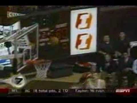J.R. Giddens ESPN top 10 play of the night- #7 01/05/07