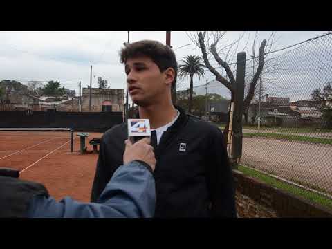 Francisco "Toto" Llanes en club Remeros Paysandú. Entrevistado por canal 4, Gustavo Gentile