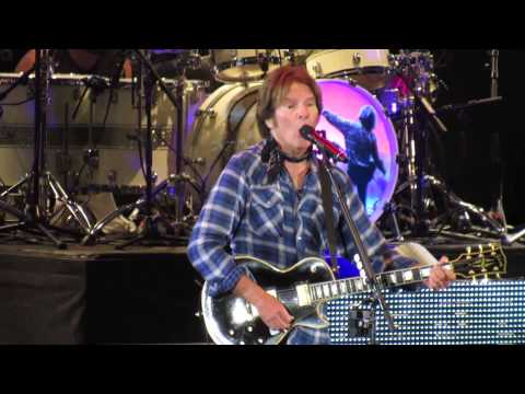 John Fogerty Bad Moon Rising / Proud Mary Live on US 1969 Tour