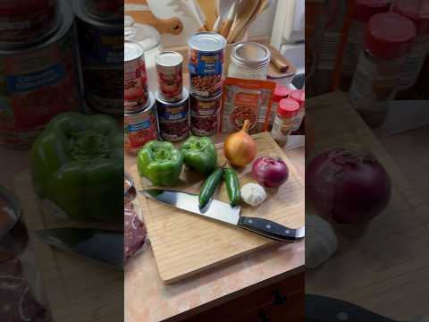 venison chili! spicy, slightly sweet, and easy. #venison #chili