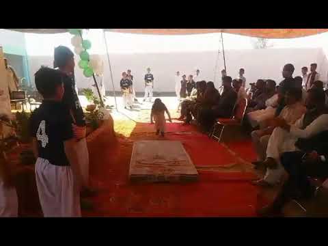 Amazing original Gymnastics play group k bachy ne sb ko heran kr dia...