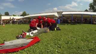 preview picture of video 'OSP Wadowice - pokaz ratownictwa medycznego na zlocie Riders Of Flames'