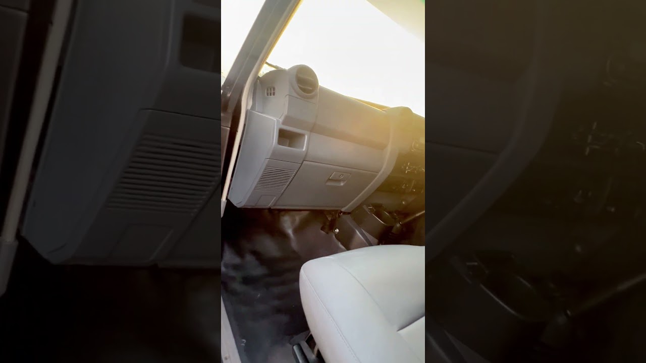 تويوتا لاند كروزر 70 Std 4.5L 4WD video