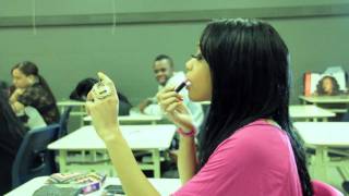 Yess Week-End! (Officiel video Promo)