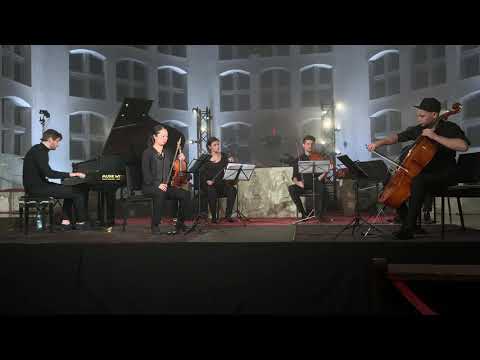 Florian Christl & The Modern String Quintett | Wackersdorf St. Stephanus Kirche
