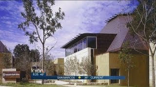 Marcus Roberts, acclaimed jazz pianist, plays gig for synagogue