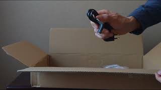 Samsung Essential S3 (LS24F320GAIXCI) - відео 1