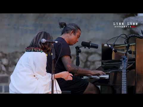 လင်းလင်း - အချစ်ရဲ့ ရလဒ် ft. ချစ်သုဝေ (Authentic Concert)