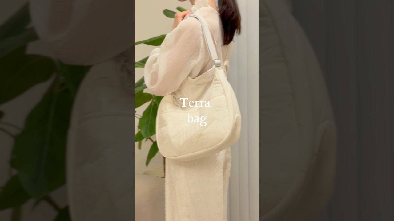 【What's in my bag】30代OLのバッグの紹介👜 #whatsinmybag #バッグ #カバンの中身 #鞄の中身