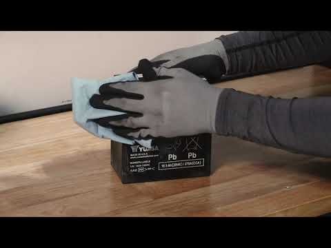 650 Switchback Assault 146 Battery Removal And Installation - Polaris Snowmobiles