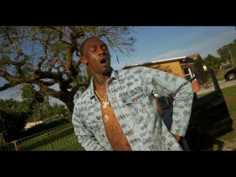 Mr. Turn up ft. YMT SNOOTIE Jump Out Da Jet