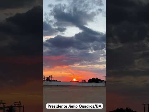 Por do sol em Presidente Jânio Quadros, na Bahia. #pordosol #presidentejanioquadros #bahia
