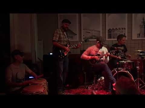 Koncert Groove Baza w Coffee Karma