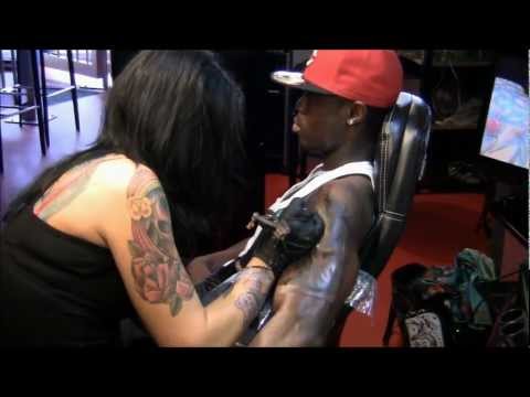 KAYE STYLES GETS NEW TATTOO