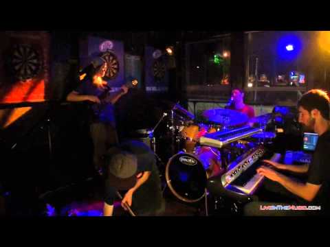 The Jauntee performing My Freedom at Murphy's in Boone, NC